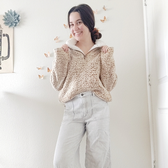 Golden Fleece Jacket - Picture 3 of 5